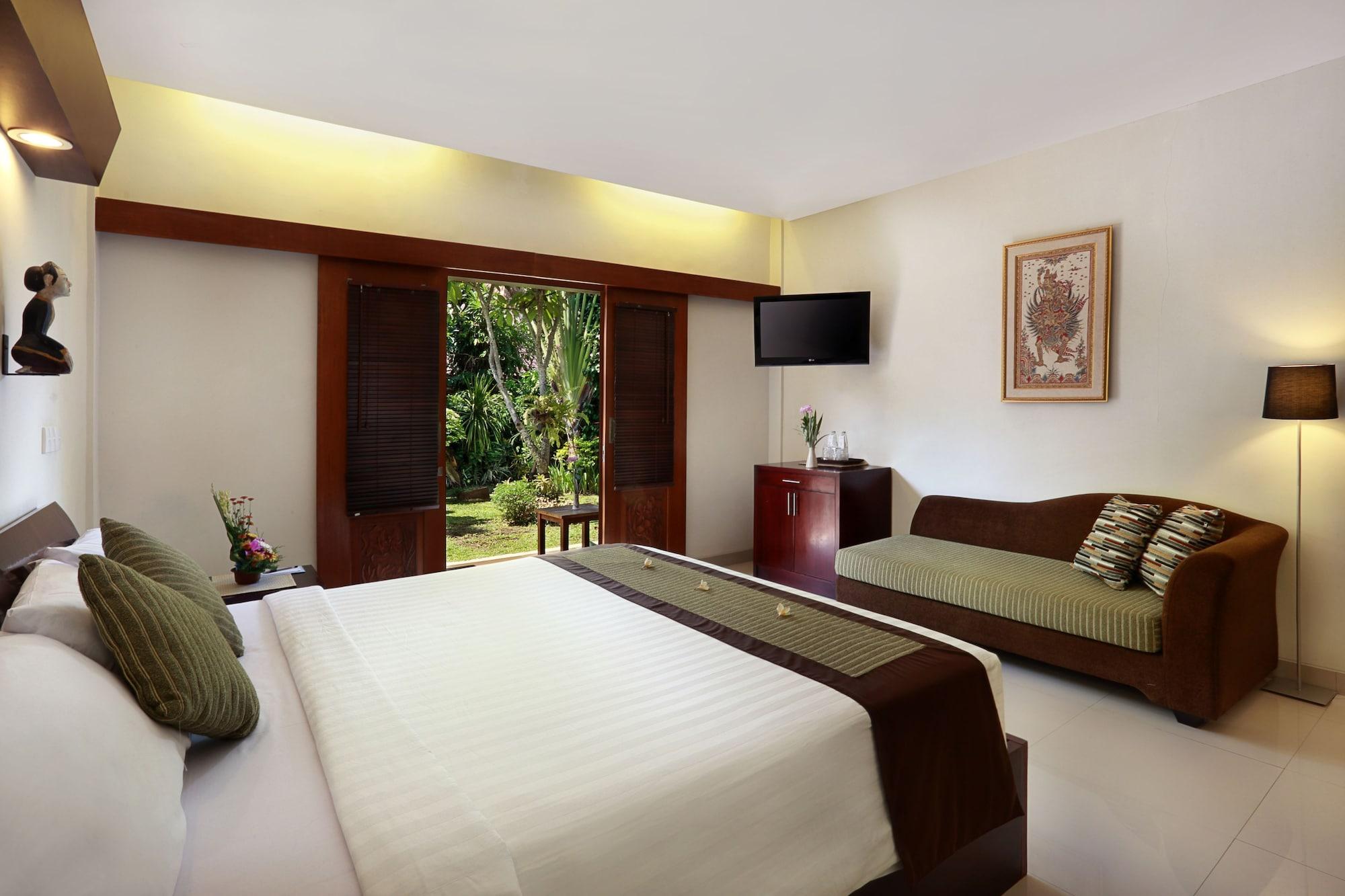 Respati Beach Hotel ซานูร์ ภายนอก รูปภาพ
