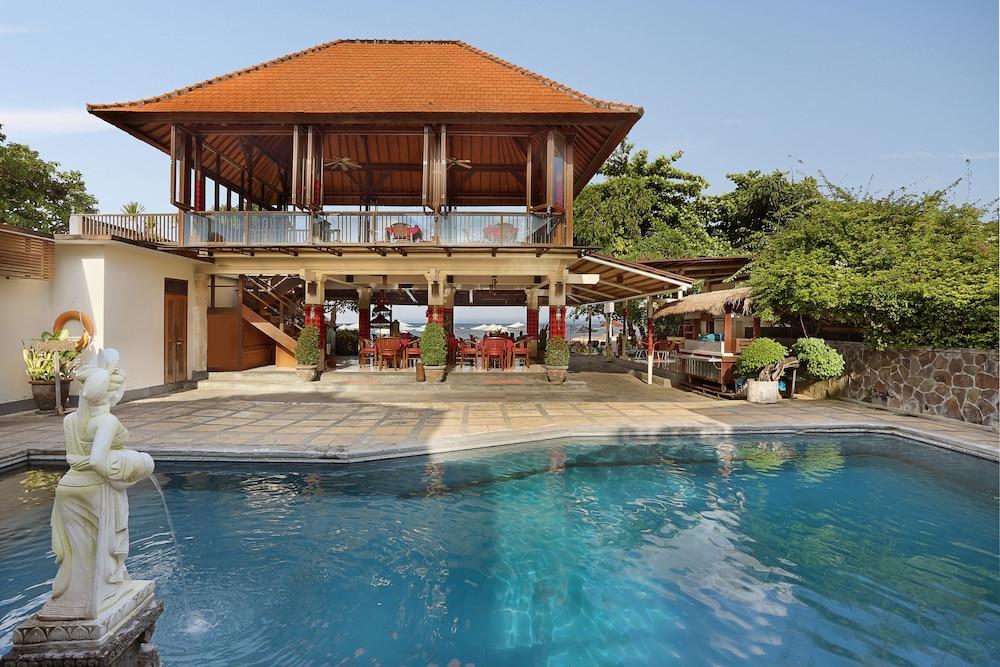 Respati Beach Hotel ซานูร์ ภายนอก รูปภาพ