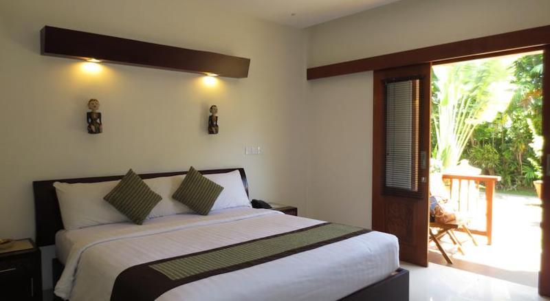 Respati Beach Hotel ซานูร์ ภายนอก รูปภาพ